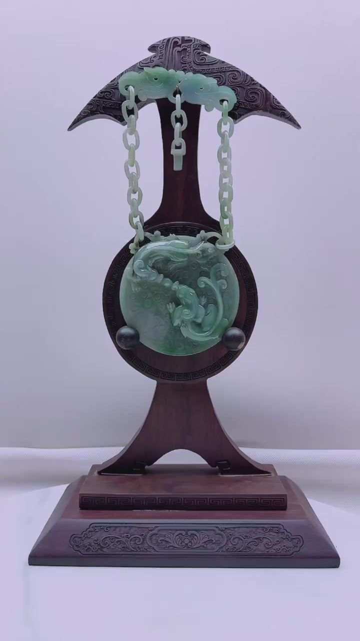 緬甸天然翡翠玉石精雕雙龍戲珠擺件
